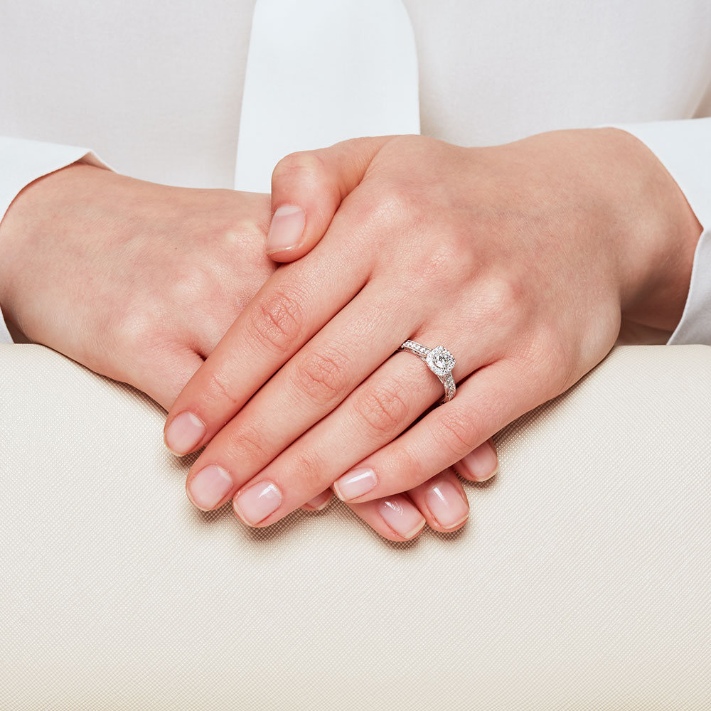 Sir Michael Hill Designer GrandAmoroso Engagement Ring with 1.05 Carat