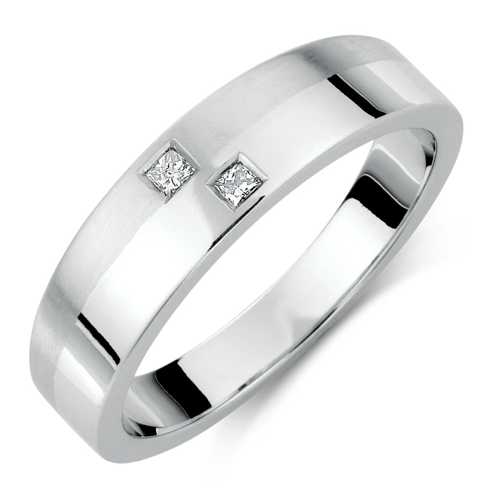 Men's Ring with Diamonds in 10kt White Gold