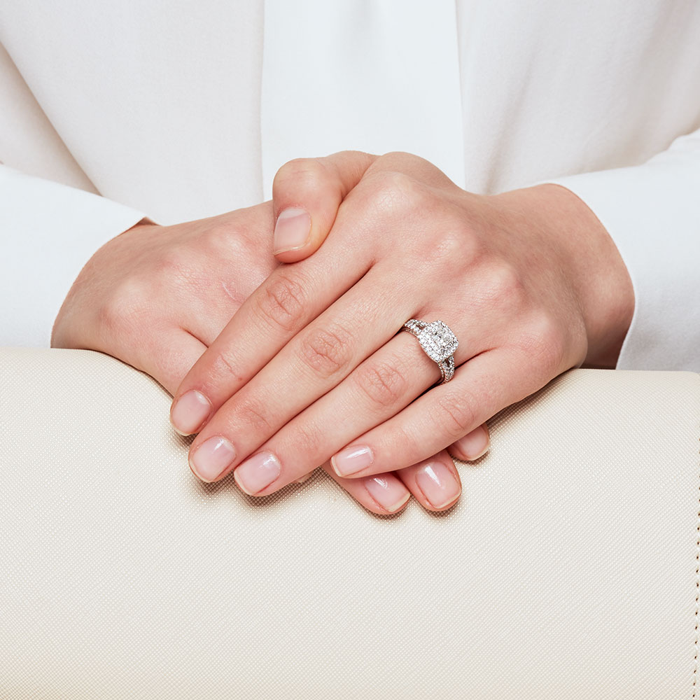 Sir Michael Hill Designer GrandArpeggio Engagement Ring with 1.69 Carat