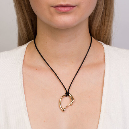 Medium Spirits Bay Hollow Pendant in 10kt Yellow Gold Medium Spirits Bay Hollow Pendant in 10kt Yellow Gold
