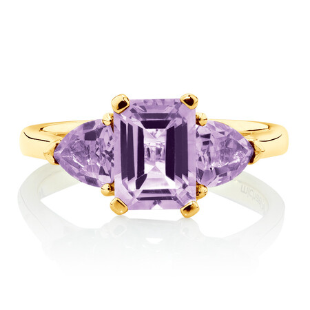 Ring with Natural Amethyst in 10kt Yellow Gold Ring with Natural Amethyst in 10kt Yellow Gold
