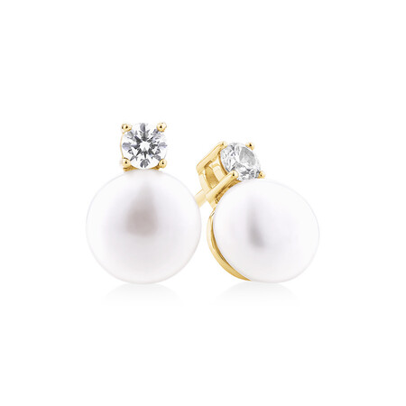 Drop Earrings with Cultured Freshwater Pearl in 10kt Yellow Gold Drop Earrings with Cultured Freshwater Pearl in 10kt Yellow Gold