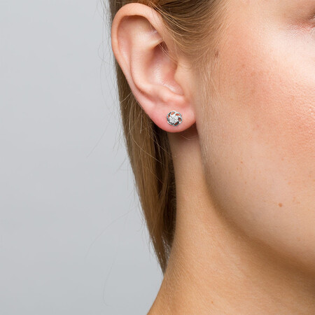 Flower Stud Earrings with Diamonds in 10kt White Gold Flower Stud Earrings with Diamonds in 10kt White Gold