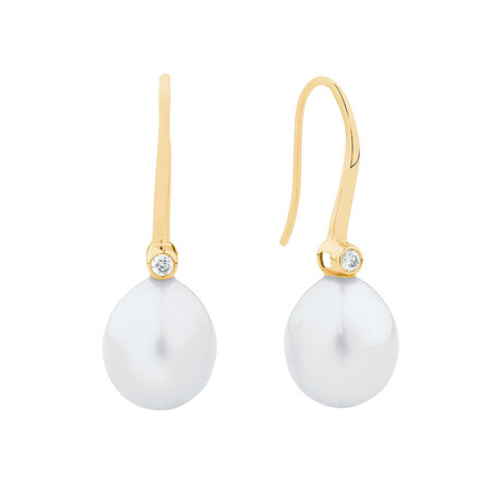 Drop Earrings with Cultured Freshwater Pearls & Diamonds in 10kt Yellow Gold Drop Earrings with Cultured Freshwater Pearls & Diamonds in 10kt Yellow Gold