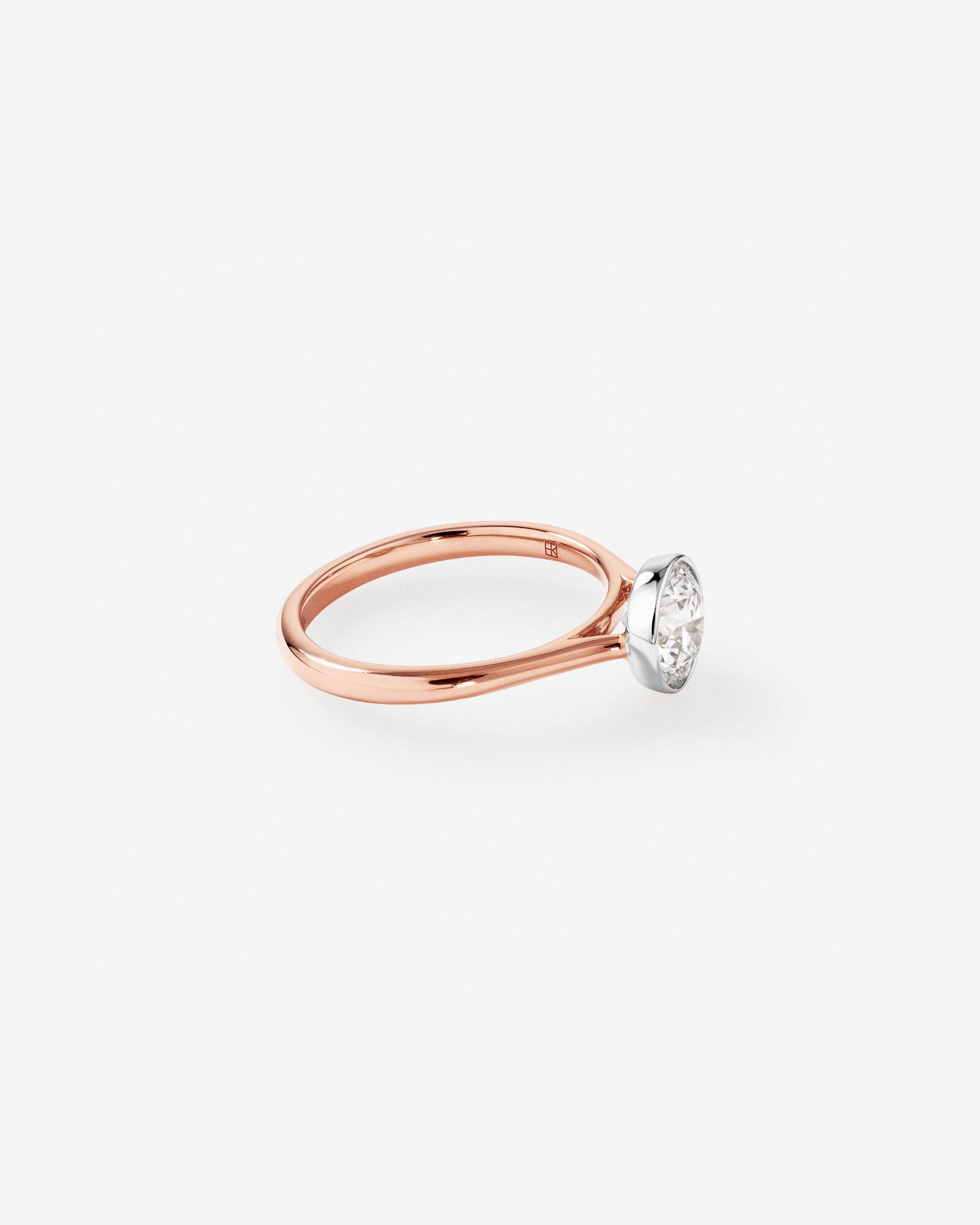 Bague de fiançailles ronde TW de 1,25 carat en diamants brillants et en or rose et blanc 14 carats