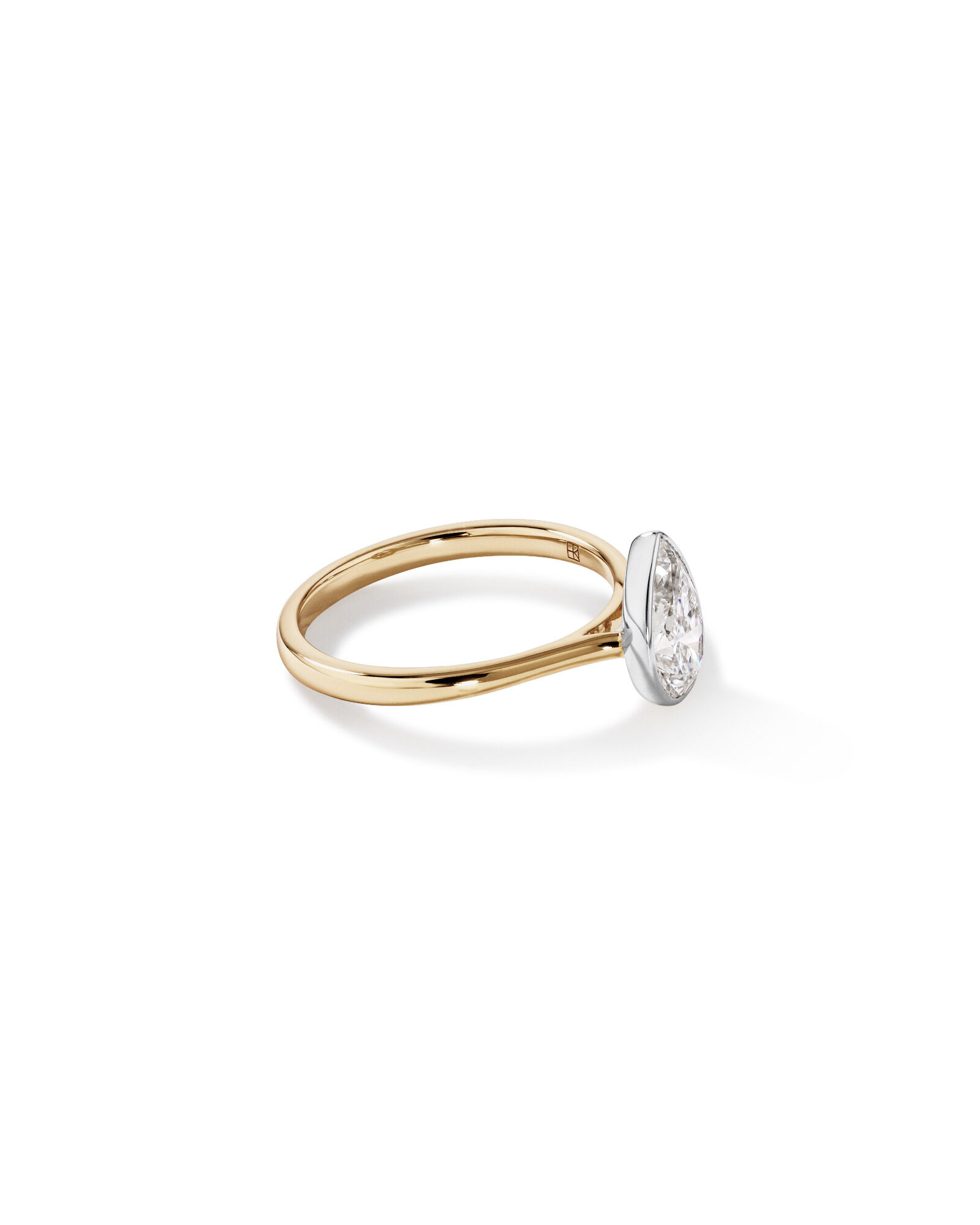Bague de fiançailles en or jaune et blanc 14 carats en or jaune et blanc TW taille poire de 1,25 carat
