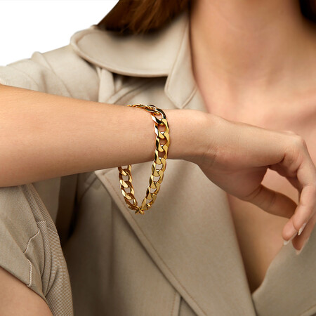 23cm (9.5") 12.5mm-13mm Width Curb Bracelet in 10kt Yellow Gold 23cm (9.5") 12.5mm-13mm Width Curb Bracelet in 10kt Yellow Gold