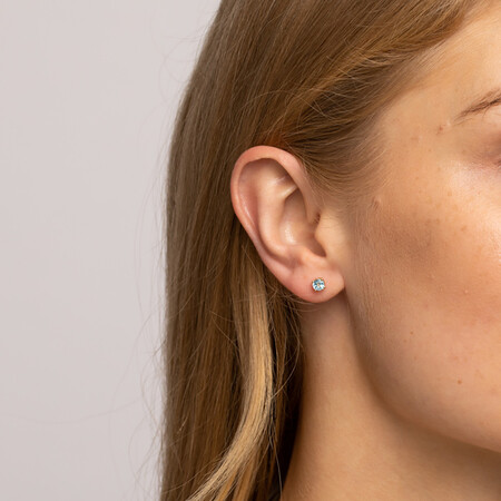 4mm Stud Earrings with Topaz in 10kt Yellow Gold 4mm Stud Earrings with Topaz in 10kt Yellow Gold