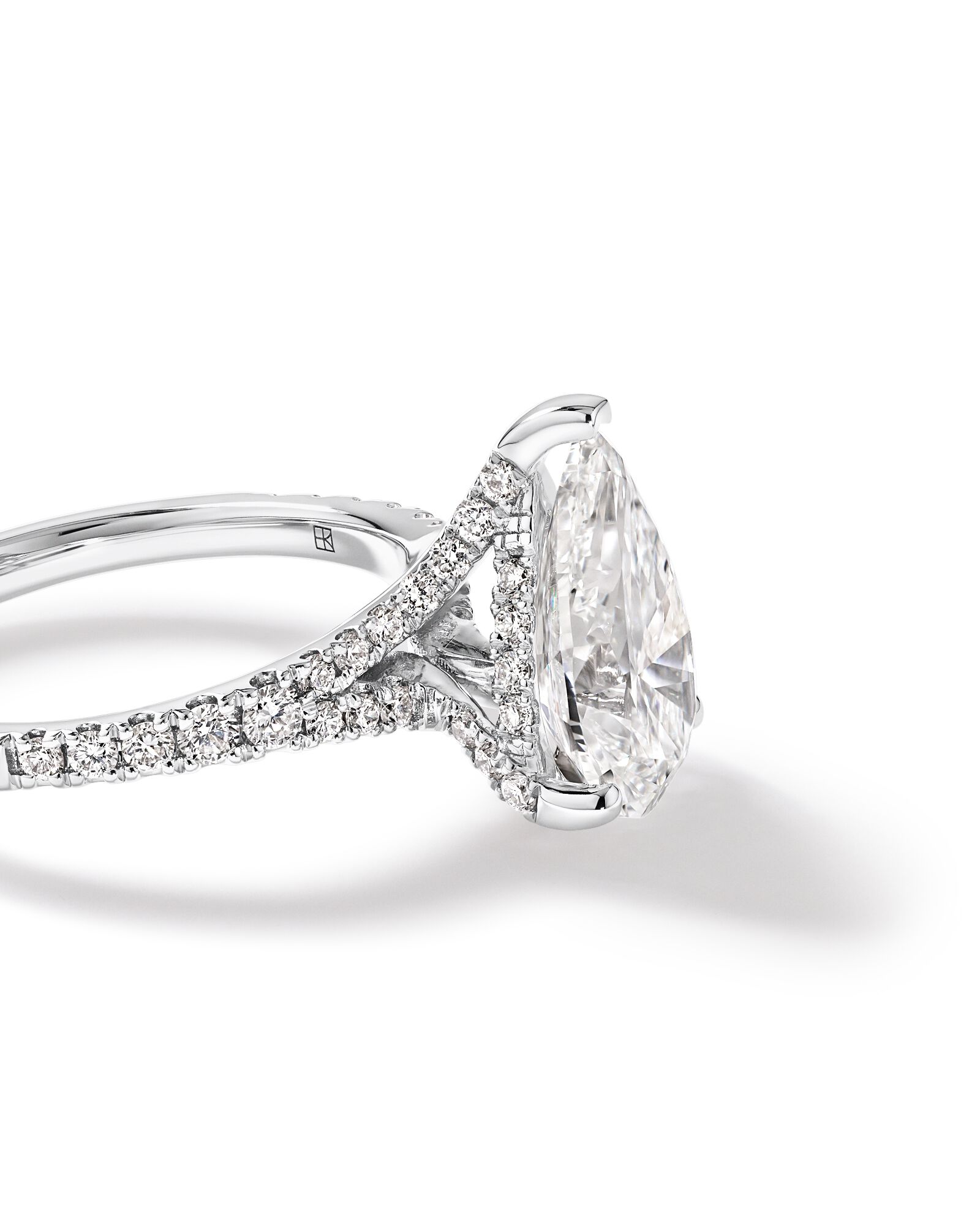 Bague de fiançailles en or blanc 18 carats avec diamant de laboratoire taille poire de 3,50 carats