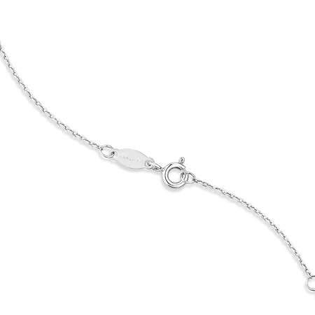 Knot Necklace in Sterling Silver Knot Necklace in Sterling Silver