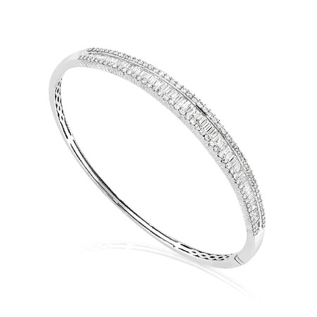 Hinged bangle with 2 Carat TW of Diamonds in 14kt White Gold Hinged bangle with 2 Carat TW of Diamonds in 14kt White Gold