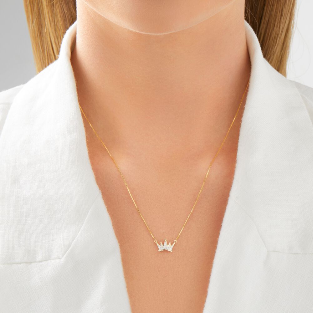 Crown Necklace with Diamonds in 10kt Yellow Gold