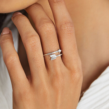 Arrow Ring in Sterling Silver Arrow Ring in Sterling Silver