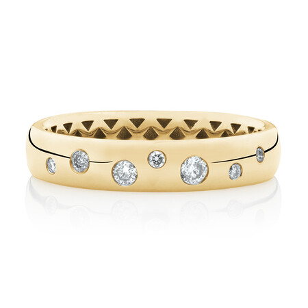 Hammer Set Ring with Diamonds in 10kt Yellow Gold Hammer Set Ring with Diamonds in 10kt Yellow Gold