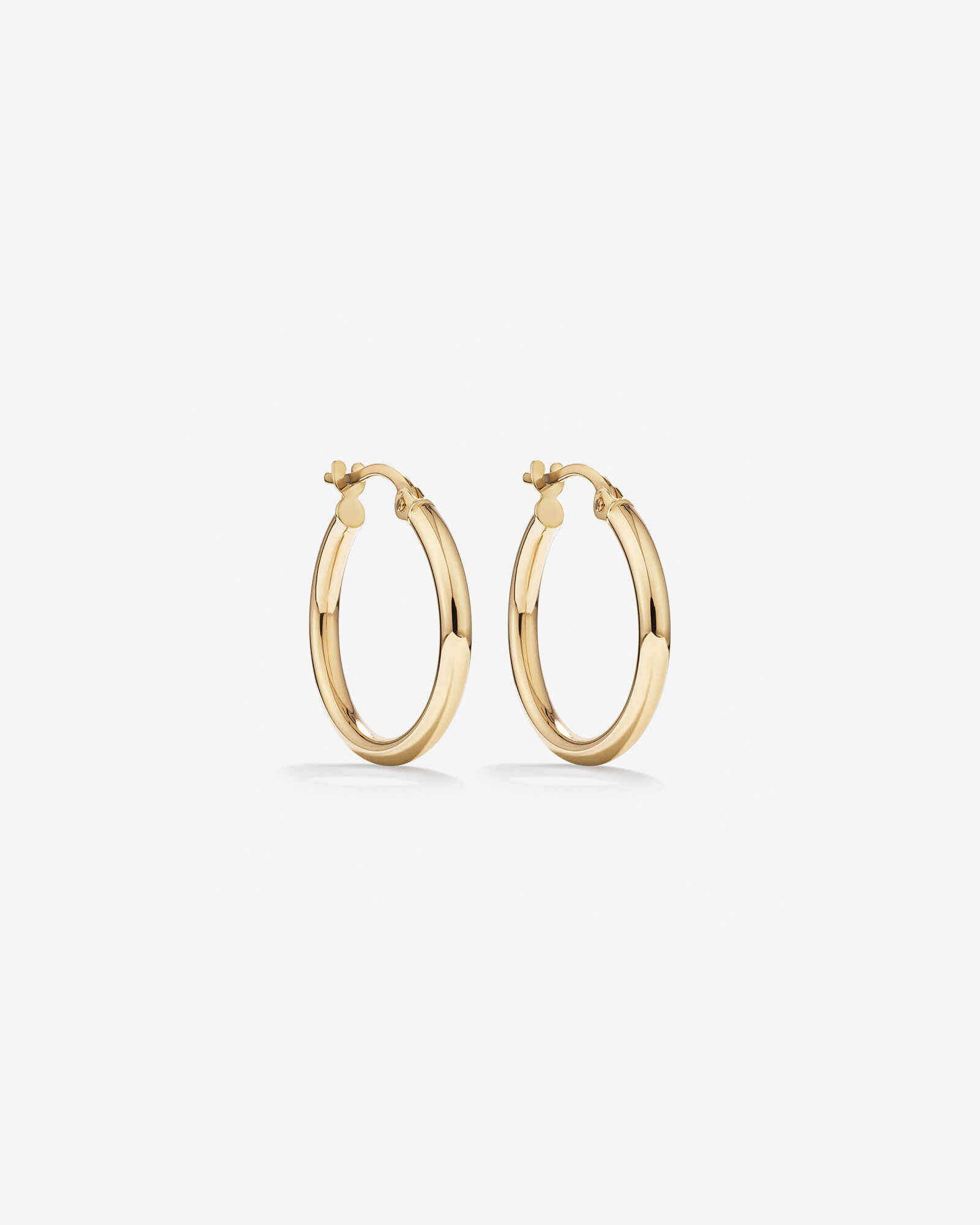 18mm Hoop Earrings in 10kt Yellow Gold