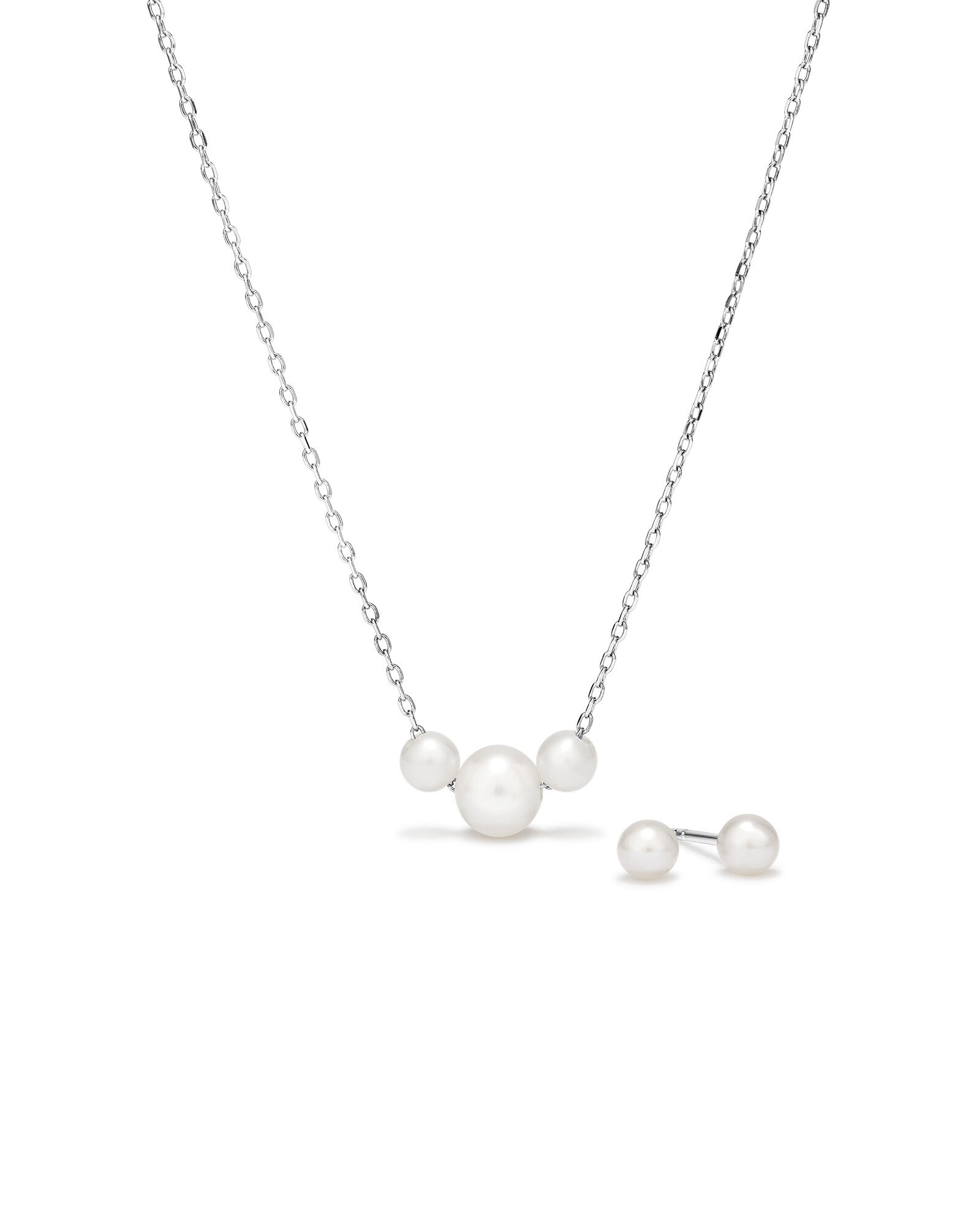 Ensemble boucles d'oreilles et collier de perles de culture d'eau douce en argent sterling