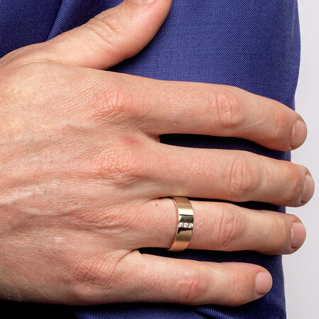 Men's Diamond Set Ring in 10kt Yellow Gold Men's Diamond Set Ring in 10kt Yellow Gold
