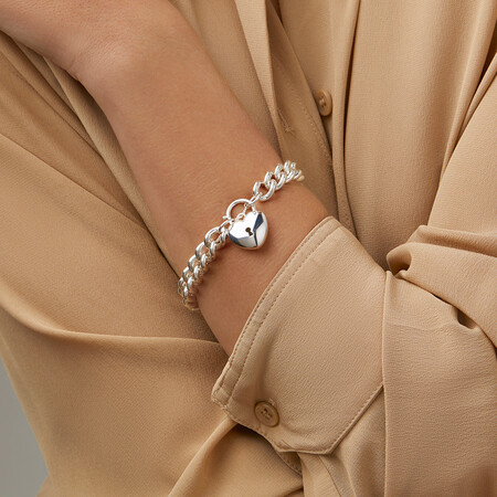 19cm (7.5") Heart Padlock Curb Bracelet in Sterling Silver 19cm (7.5") Heart Padlock Curb Bracelet in Sterling Silver