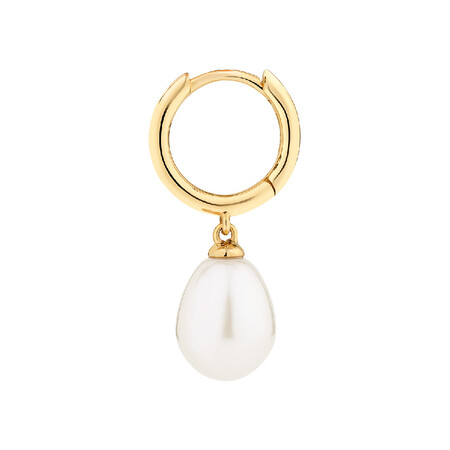 Hoop Earrings with Cultured Freshwater Pearls in 10kt Yellow Gold Hoop Earrings with Cultured Freshwater Pearls in 10kt Yellow Gold