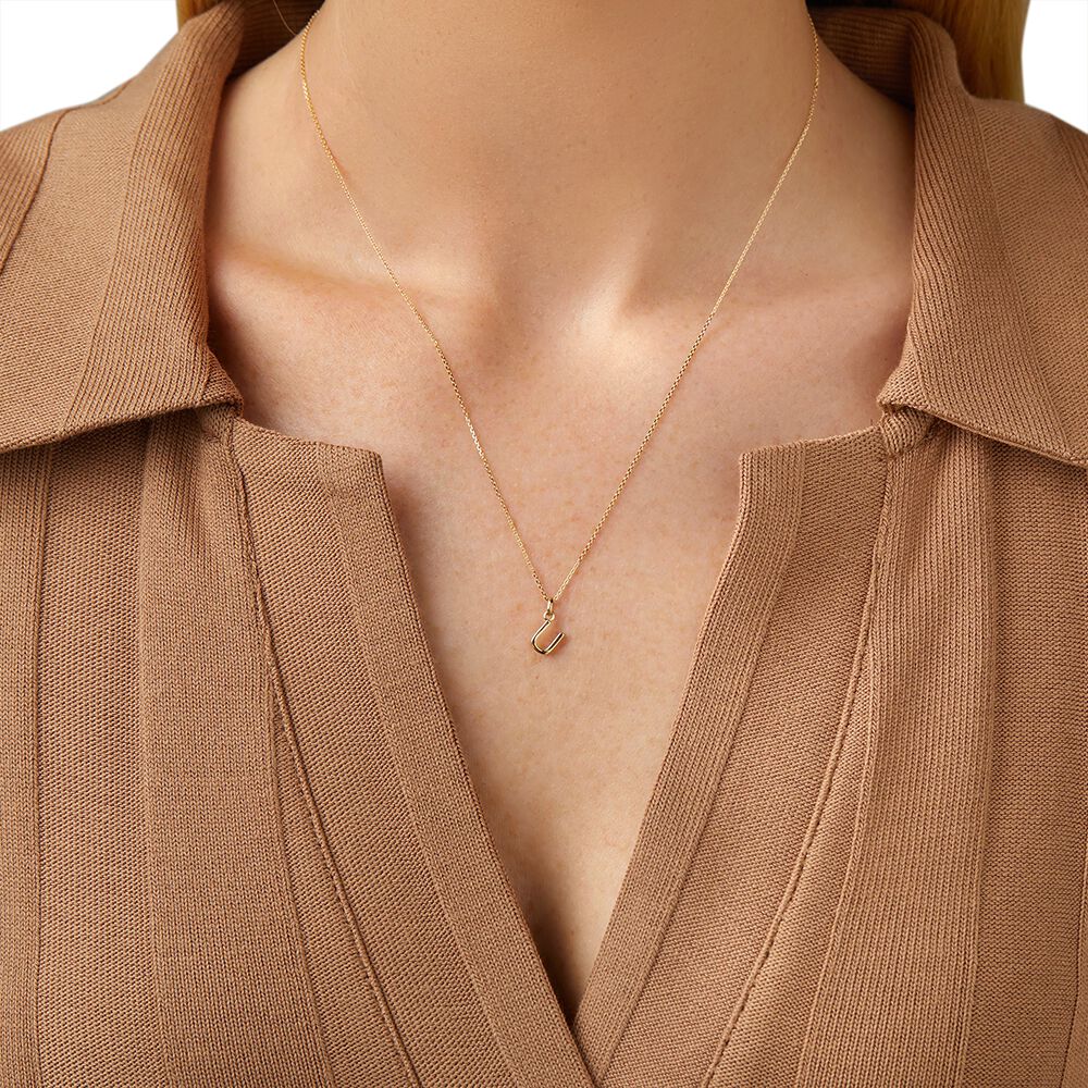 U Initial Pendant in 10kt Yellow Gold