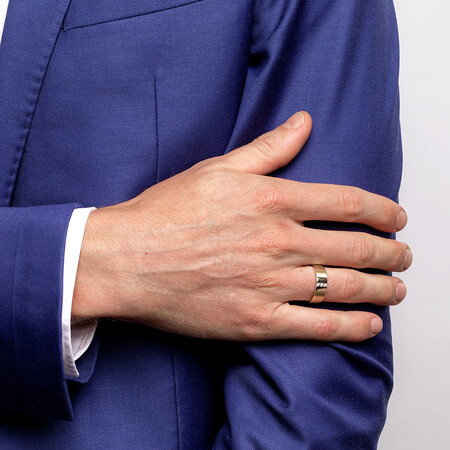 Men's Diamond Set Ring in 10kt Yellow Gold Men's Diamond Set Ring in 10kt Yellow Gold