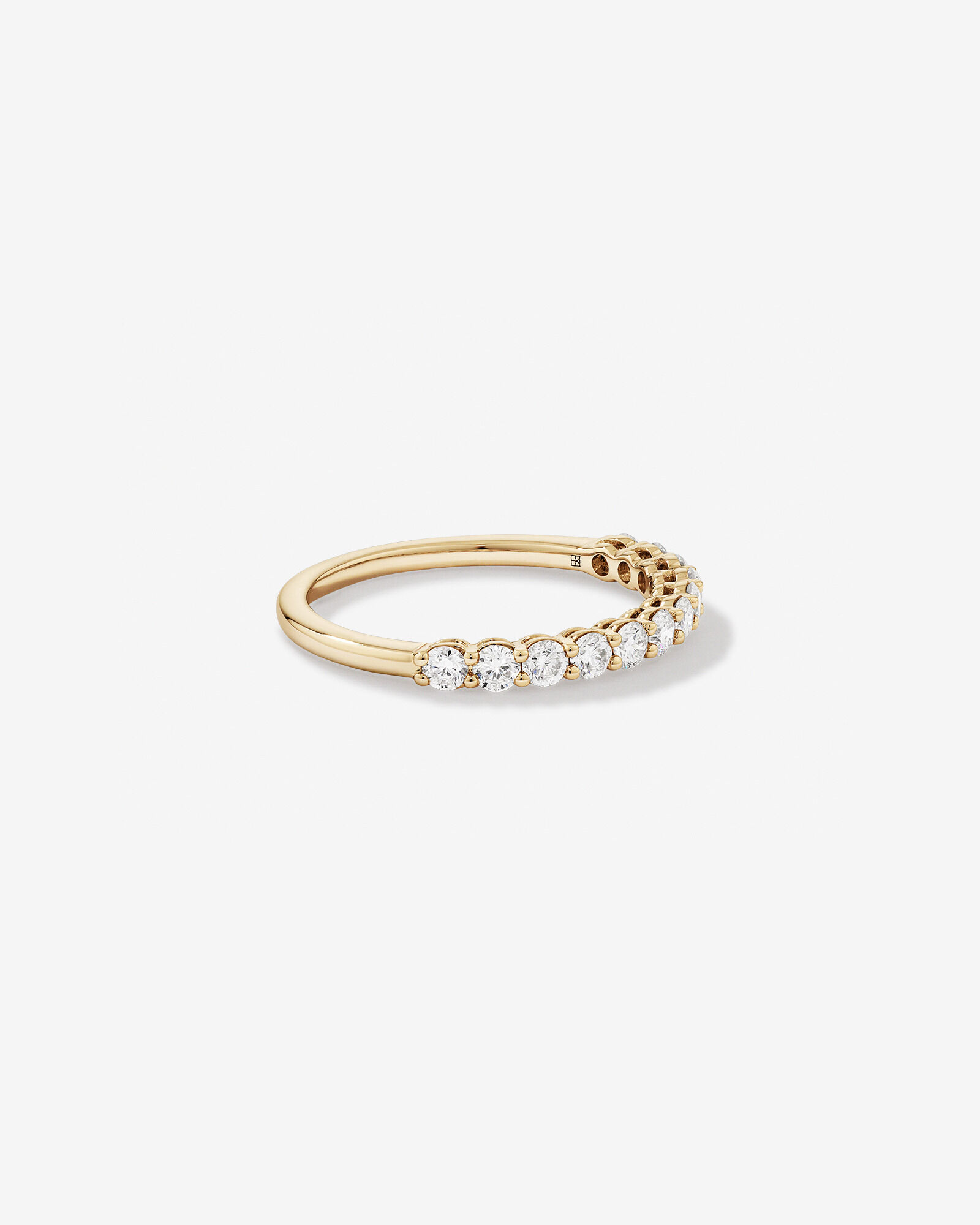Alliance ronde en diamant brillant cultivé en laboratoire TW de 0,60 carat en or jaune 14 carats