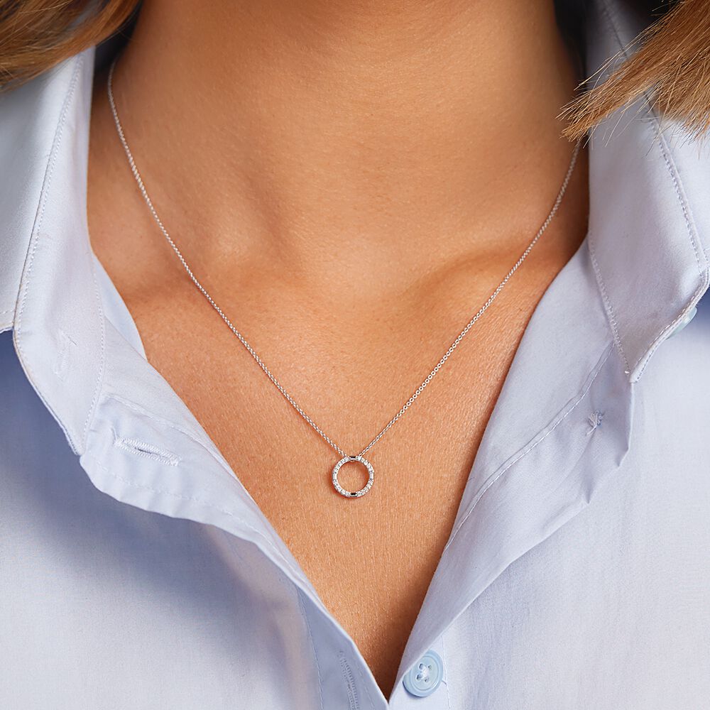Michael store hill necklace