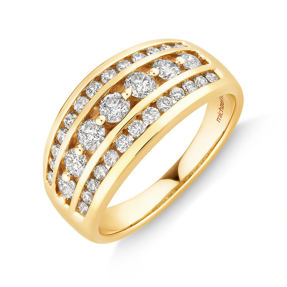 Gold ring with 4 diamonds shop