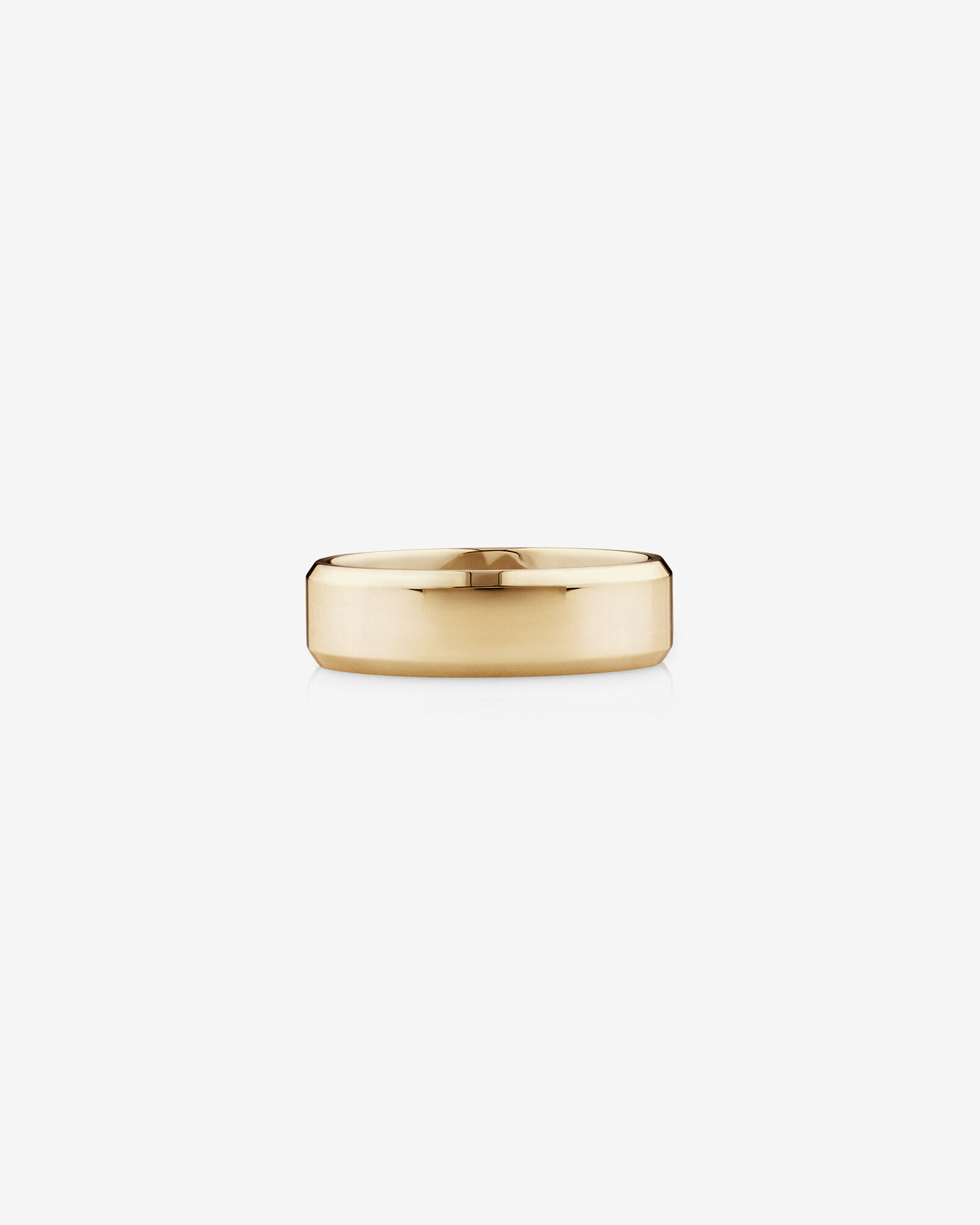 7mm Flat Bevelled Wedding Band in 10kt Yellow Gold
