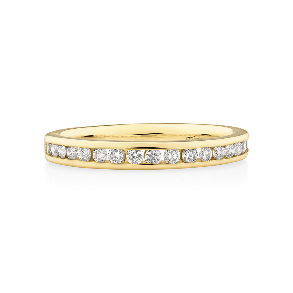Alliance en or jaune 14 K avec diamants totalisant 0,34 ct