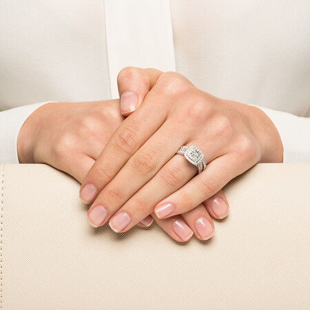 Bridal Set with 1 1/2 Carat TW of Diamonds in 14kt White Gold Bridal Set with 1 1/2 Carat TW of Diamonds in 14kt White Gold