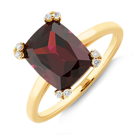 Ring with Rhodolite Garnet & Diamonds In 10kt Yellow Gold Ring with Rhodolite Garnet & Diamonds In 10kt Yellow Gold