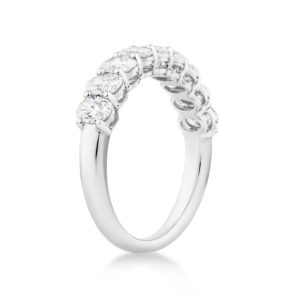 Bague avec 1,17 carat TW de diamants cultivés en laboratoire en or blanc 14kt