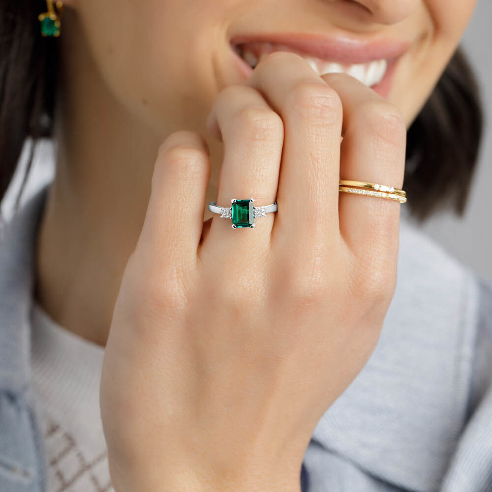 Michael Hill Emerald And Diamond Ring 2024 www.alhudapk