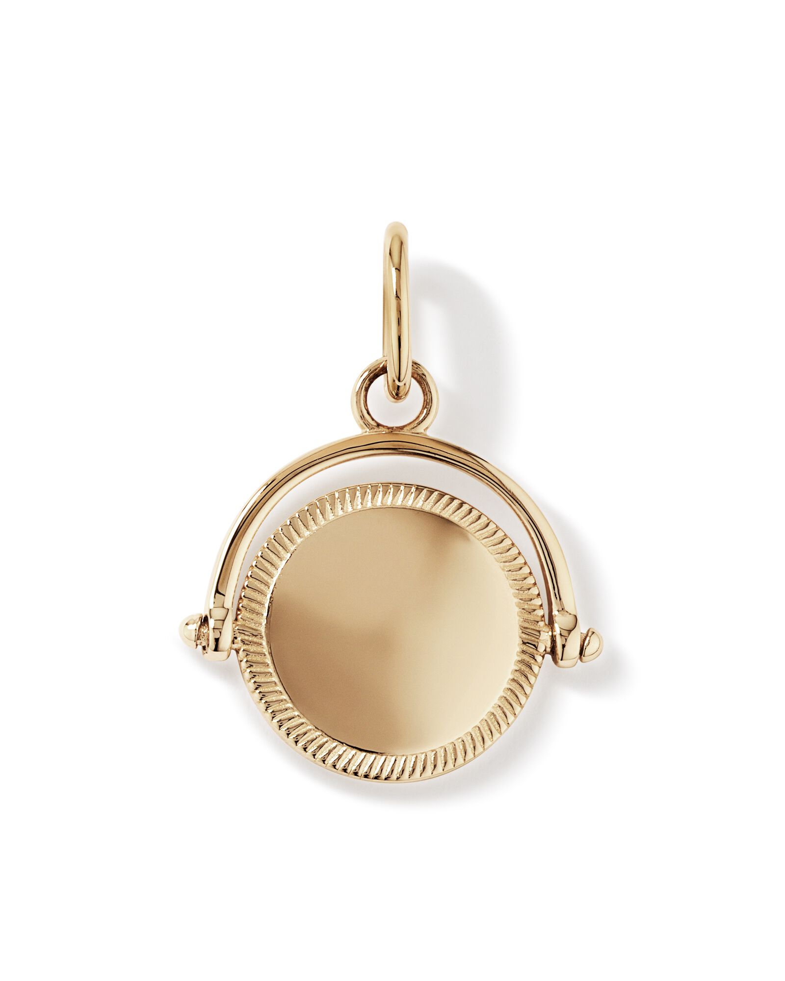 Gold circle pendant with picture hot sale