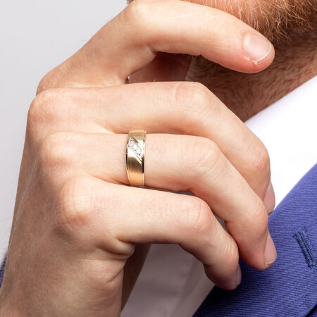 Men's Three Stone Ring with Diamonds in 10kt Yellow Gold Men's Three Stone Ring with Diamonds in 10kt Yellow Gold