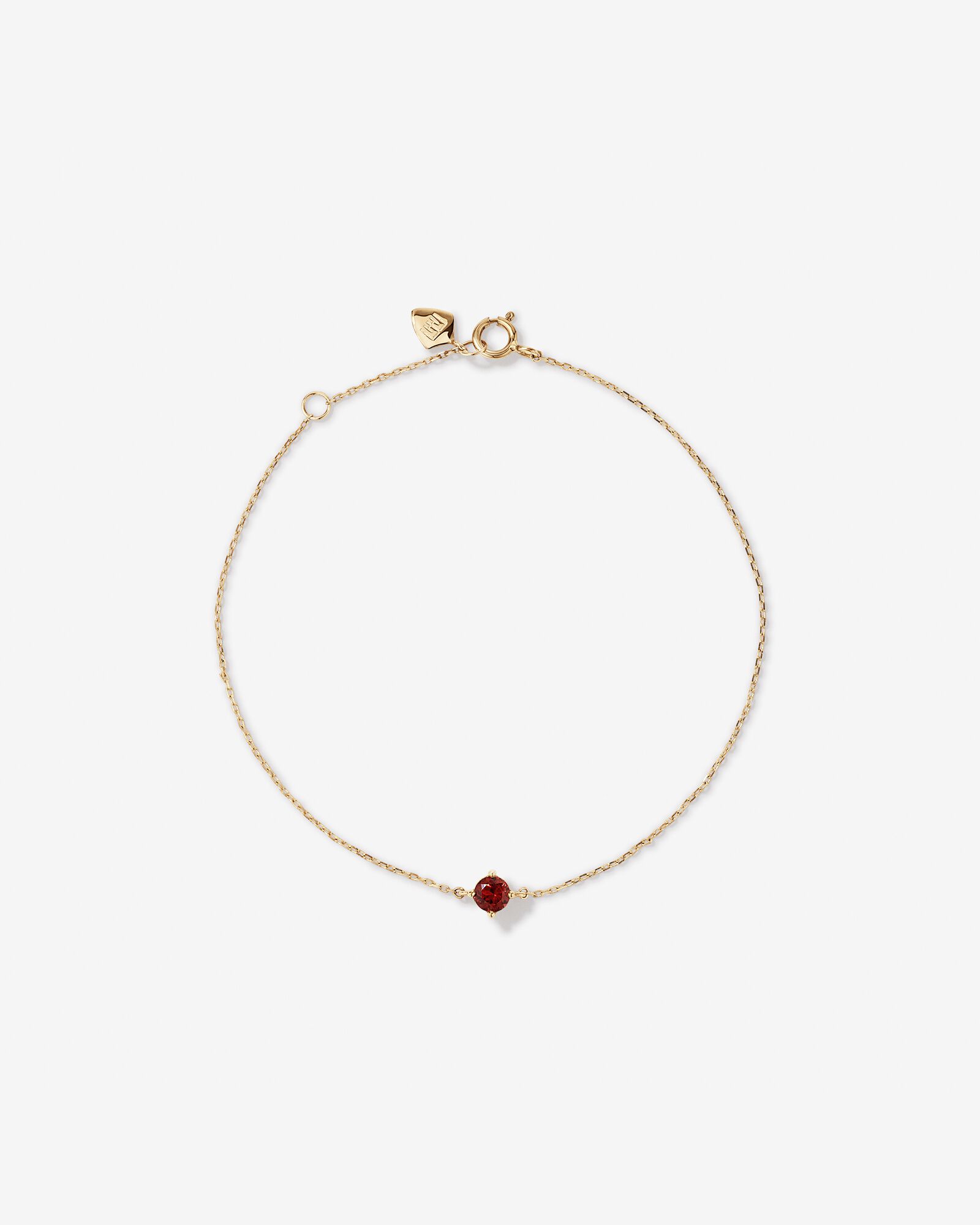 19cm (7.5") Bracelet with Garnet in 10kt Yellow Gold