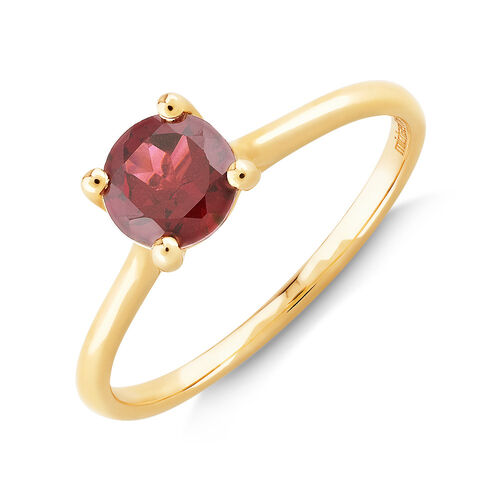 Garnet Ring in 10ct Yellow Gold