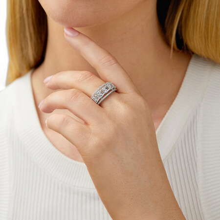 Ring with Cubic Zirconia in Sterling Silver Ring with Cubic Zirconia in Sterling Silver