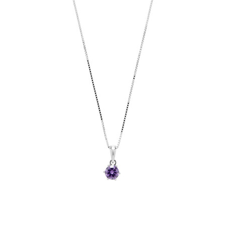 Circle Pendant with Purple Cubic Zirconia in Sterling Silver Circle Pendant with Purple Cubic Zirconia in Sterling Silver