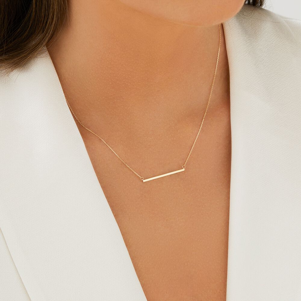 Bar Necklace in 10kt Yellow Gold