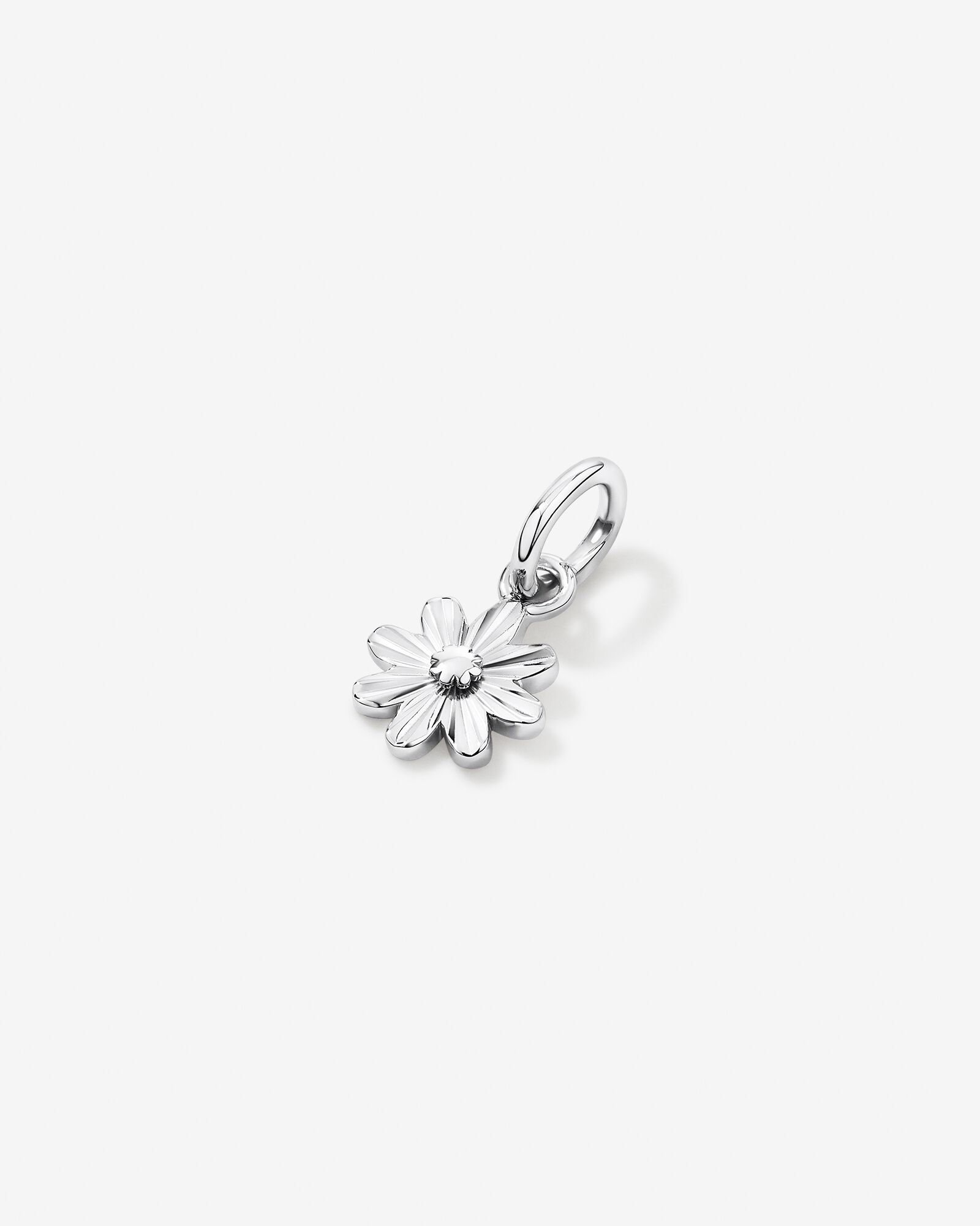 Sunray Daisy Pendant in Sterling Silver