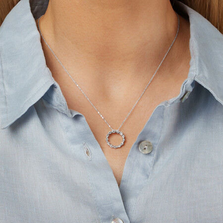 Pendant with Diamonds in 10kt White Gold Pendant with Diamonds in 10kt White Gold