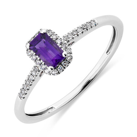 Ring with Amethyst & Diamonds in 10kt White Gold Ring with Amethyst & Diamonds in 10kt White Gold