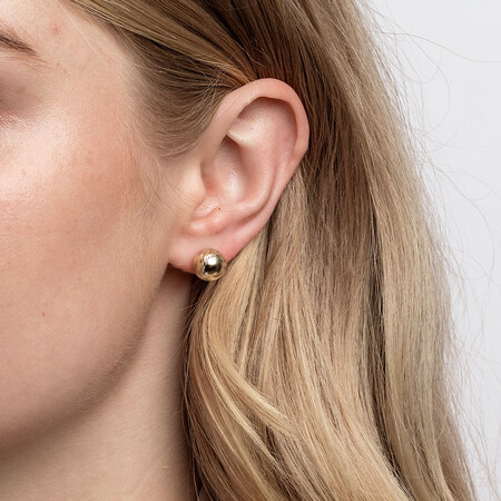 Patterned Ball Stud Earrings in 10kt Yellow Gold Patterned Ball Stud Earrings in 10kt Yellow Gold