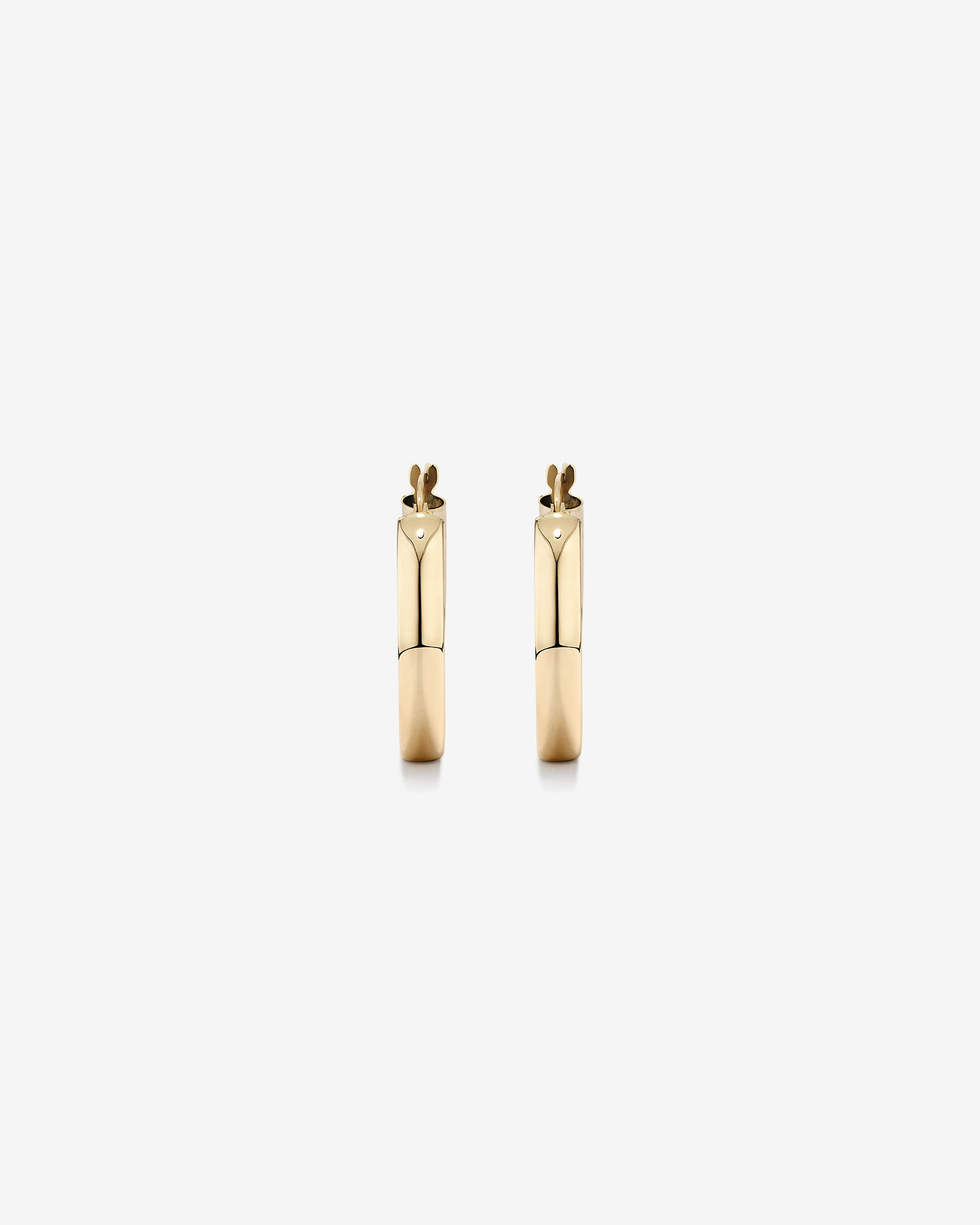 20mm Round Hoop Earrings in 10kt Yellow Gold
