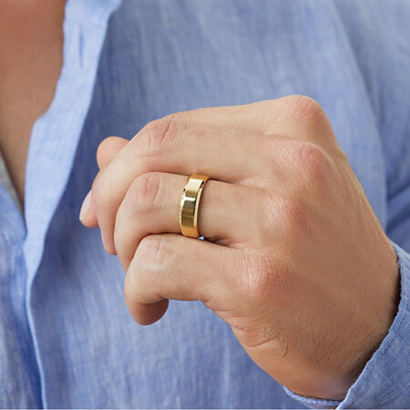 Flat Bevelled Wedding Band in 10kt Yellow Gold Flat Bevelled Wedding Band in 10kt Yellow Gold
