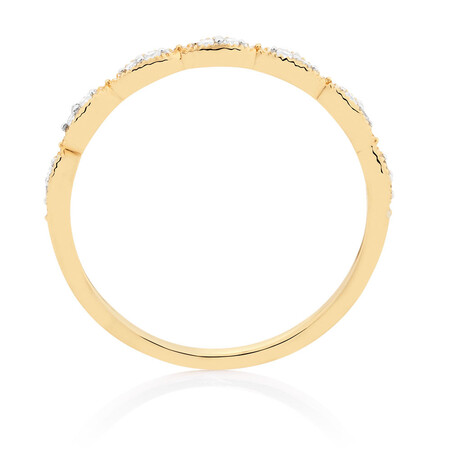 Wedding Band with Diamonds in 10kt Yellow Gold Wedding Band with Diamonds in 10kt Yellow Gold