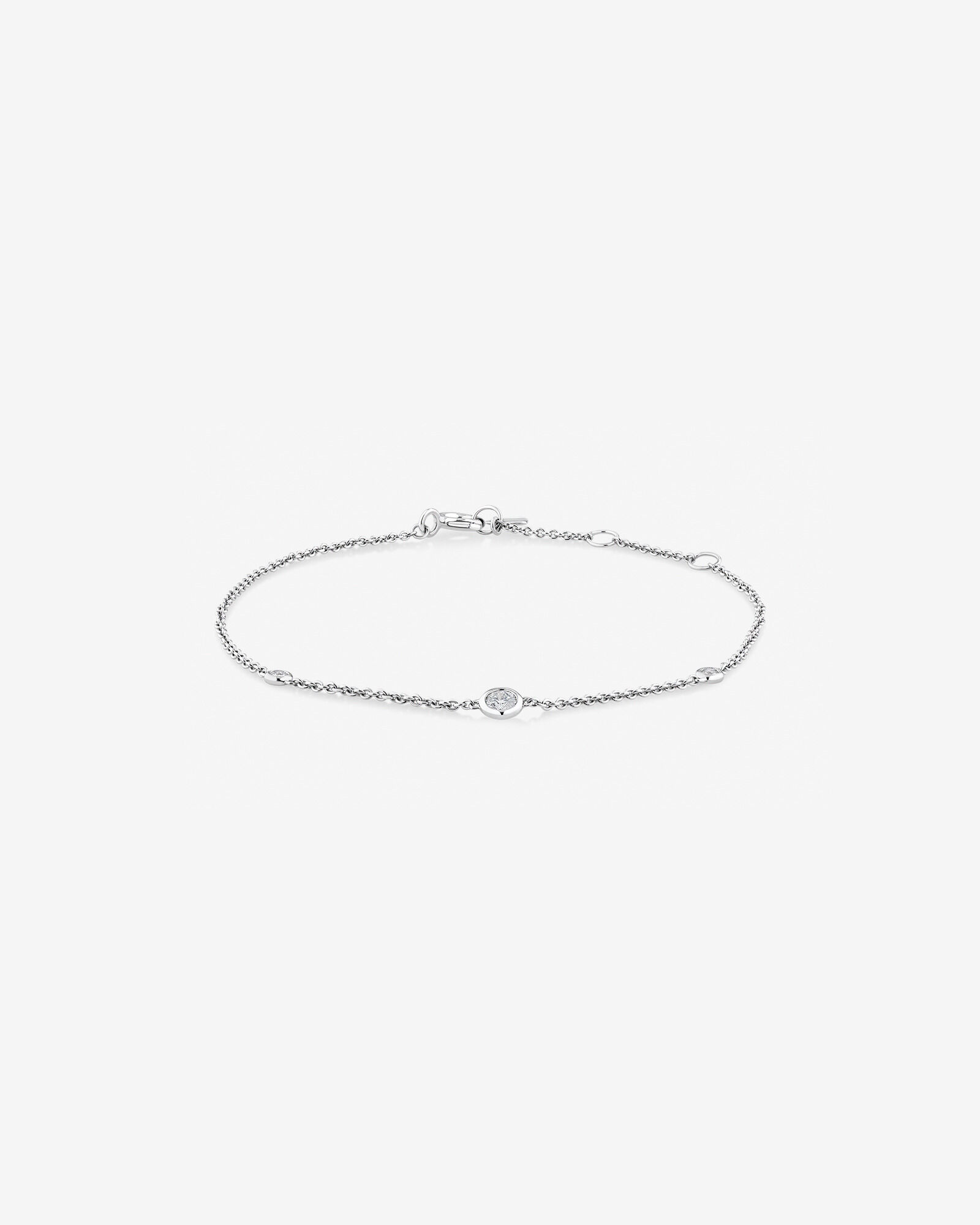 Station Bracelet with 0.10 Carat TW of Diamonds in Sterling Silver
