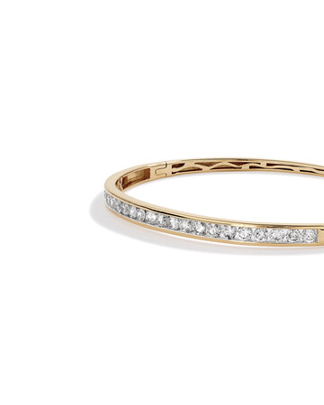 Bangle with 2 Carat TW Of Diamonds in 10kt Yellow Gold Bangle with 2 Carat TW Of Diamonds in 10kt Yellow Gold
